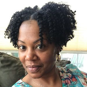 Meet your Posher, Alicia